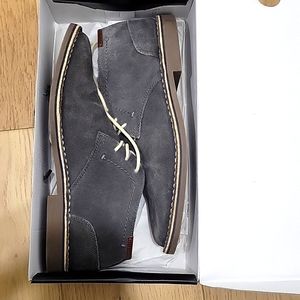 Kenneth Cole reaction chukka shoes